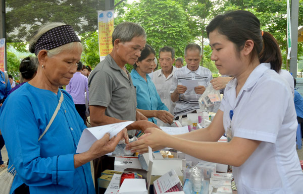 Xã hội đương đại đang trải qua những biến đổi sâu sắc, không ngừng phát triển và thay đổi. Bằng cách nhìn nhận về "Xã Hội Đương Đại: Những Thách Thức và Cơ Hội", chúng ta sẽ cùng khám phá những yếu tố chính góp phần định hình xã hội hiện nay, từ công nghệ, văn hóa cho đến các vấn đề toàn cầu. Bài viết này https://kienthuc360.info/ sẽ khám phá về chủ đè này.